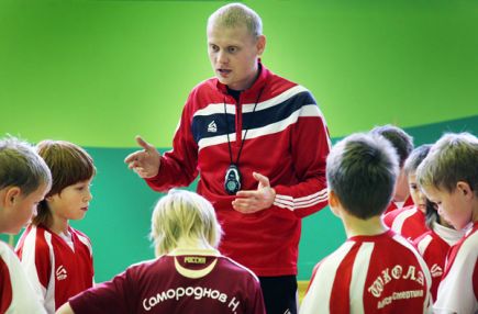 От пчелиного роя до чемпионов ДФЛ