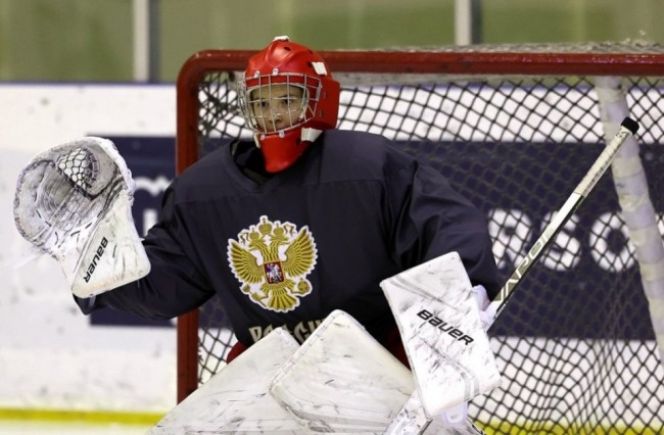 Воспитанница СШОР «Алтай» Дарья Гредзен дебютировала на олимпийском льду