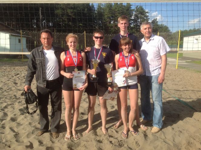 Краевая универсиада завершилась соревнованиями по пляжному волейболу.
