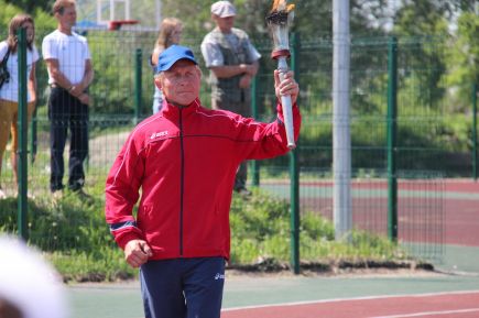 В Советском районе торжественно открылась спортивная площадка, построенная по проекту «Газпром – детям» (фото).  
