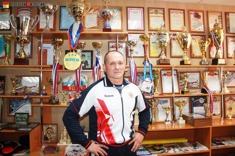 Старший тренер юниорской сборной России Александр Кузьменко: "Камню-на-Оби есть чем удивить страну"