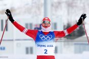 Виват, король! Виват! Александр Большунов выиграл заключительную мужскую лыжную гонку Олимпиады