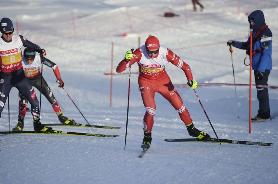 Никита Денисов на дистанции. фото: FIS
