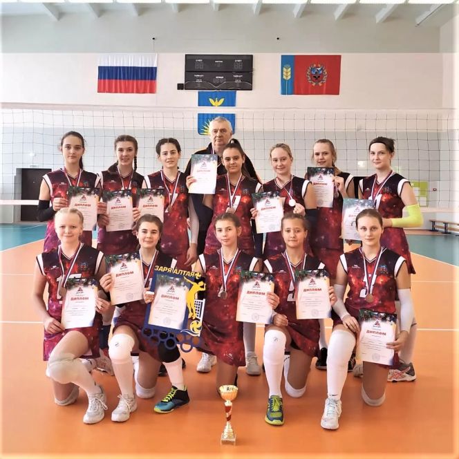 Команда Алтайского края - третий призёр первенства СФО среди девушек до 15 лет