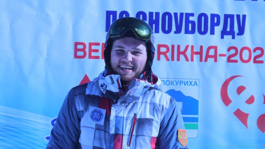 Владислав Шкурихин оформил на склоне "Благодати" золотой дубль.  Фото: Александр Чёрный/"Алтайский спорт"