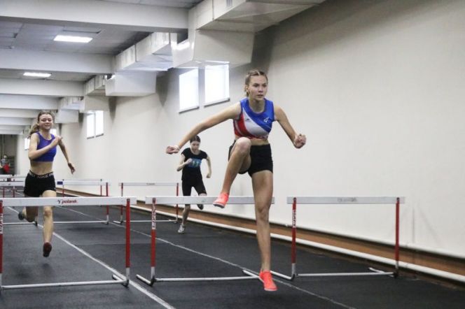 4-5 марта. Барнаул. Манеж АУОР. Краевые соревнования среди юниоров и юниорок до 20 лет 