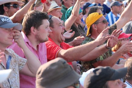 Караван тронулся  