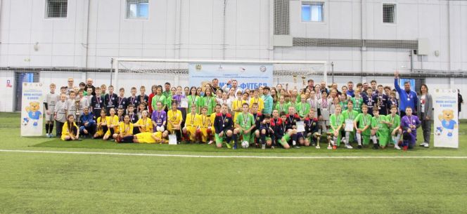 Три команды из Алтайского края стали призёрами окружного финала всероссийского проекта «Мини-футбол – в школу» 