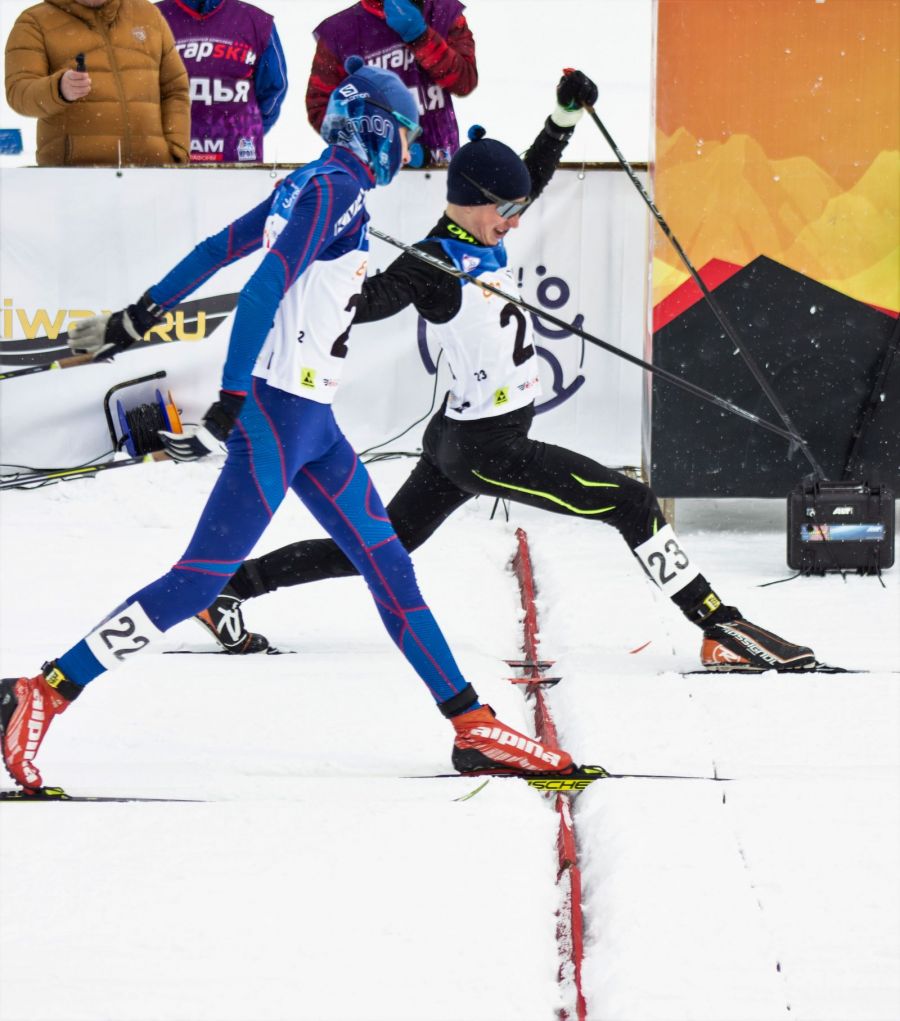 Егор Бобров (№23) на дистанции спринта