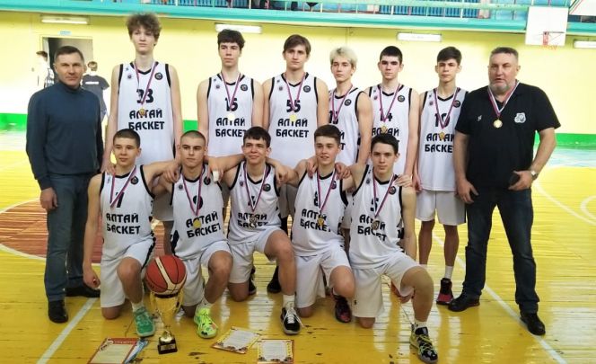 В Камне-на-Оби завершились соревнования по баскетболу среди юниоров до 18 лет в зачёт XLII краевой спартакиады спортивных школ