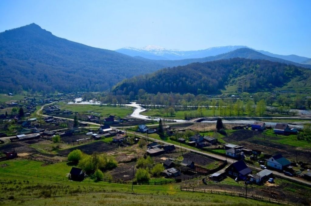 Пгт алтайского края. Село Топольное Солонешенский район. Село Топольное Алтайский край. Солонешенский район Алтайский край. Топольное Солонешенский район Алтайский край.