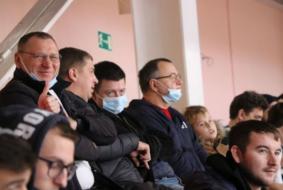 Среди болельщиков "АлтПолитеха" много известных в алтайском футболе людей