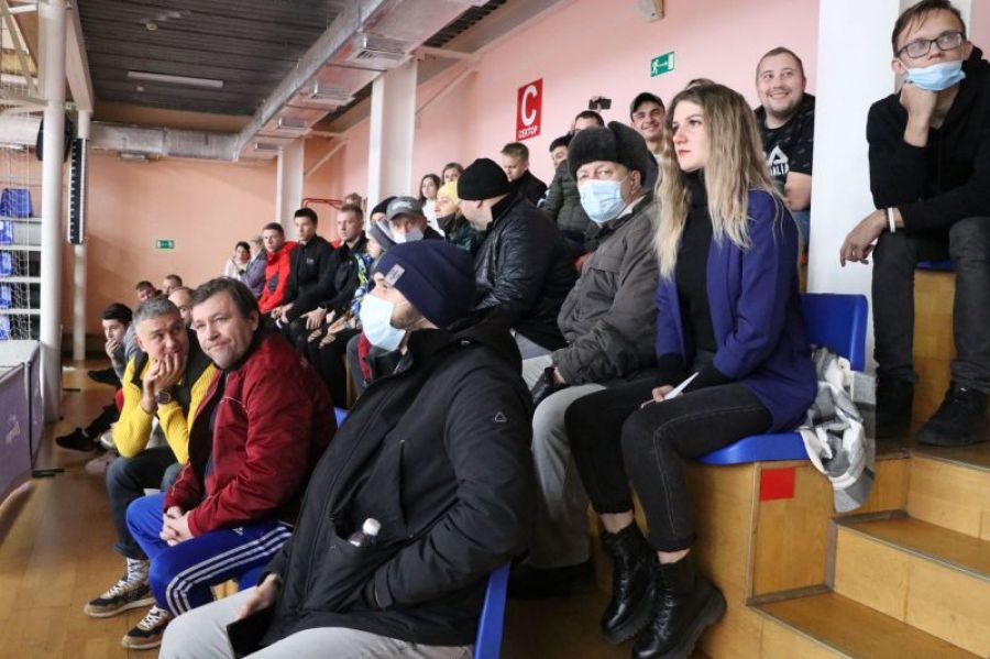 На матчах "АлтПолитеха" в спорткомплексе "Победа" всегда было многолюдно 