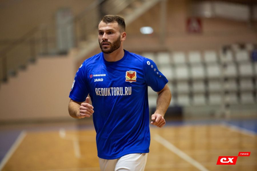 Максим Сухоносов