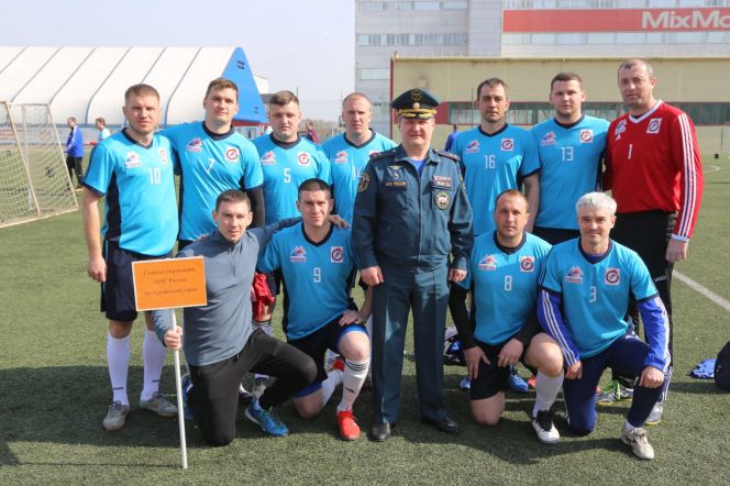 Мини-футбольная команда Главного управления МЧС России по Алтайскому краю