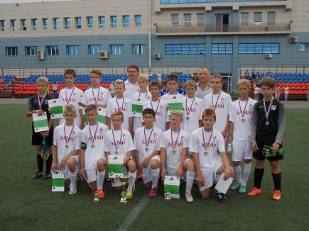 Воспитанники СДЮШОР Алексея Смертина стали победителями окружного этапа первенства России среди юношей 2002-2003 г.р.