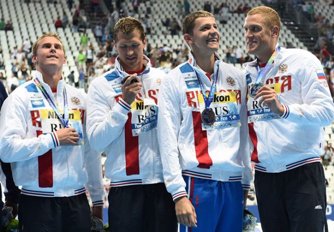 «Тренеры бы еще устроили отбор за 2 часа до финала». Почему Россия проиграла эстафету в плавании