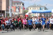 Около 4000 человек приняли участие в  легкоатлетическом пробеге «Кольцо Победы» в Барнауле