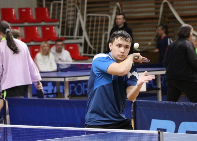 Дмитрий Осипов на домашнем турнире выполнил мастерский норматив, став бронзовым призером в личном разряде. Фото: Александр Чёрный/"Алтайский спорт"