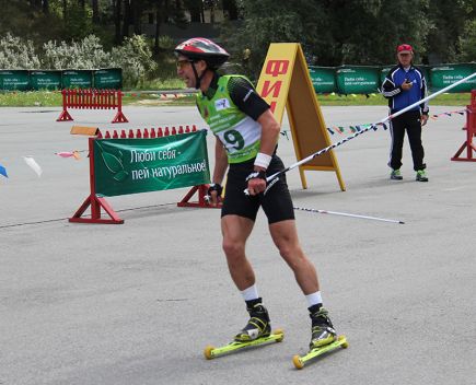 В Барнауле прошел чемпионат России по летнему биатлону среди ветеранов (фото).