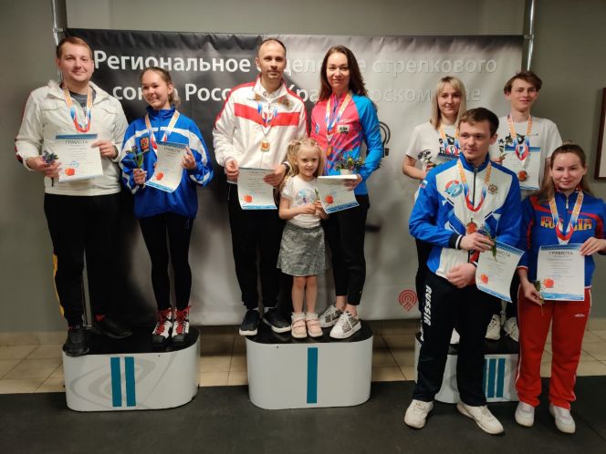 Пьедестал чемпионата СФО в стрельбе из пневматической винтовки среди смешанных пар