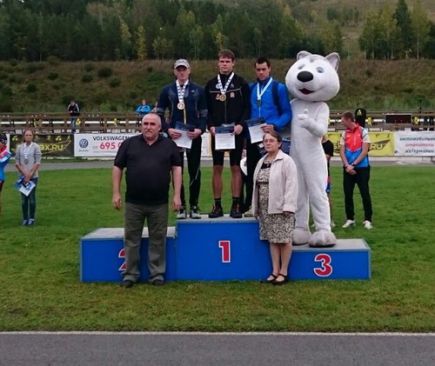 Алтайские биатлонисты – победители и призеры межрегиональных соревнований памяти чемпиона мира Александра Гризмана. 