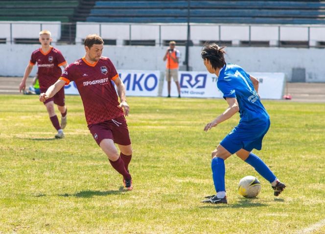 5 июня. Барнаул. СК «Темп». Чемпионат Сибири среди ЛФК. 7-й тур. «Темп» (Барнаул) – «Полимер» (Барнаул)