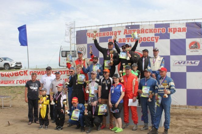 Сезон открыт! В Бобково состоялся чемпионат Алтайского края  по автокроссу