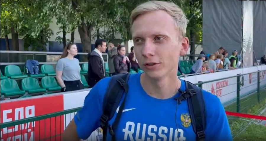 Савелий Савлуков - победитель "Мемориала братьев Знаменских" в беге на 400 метров