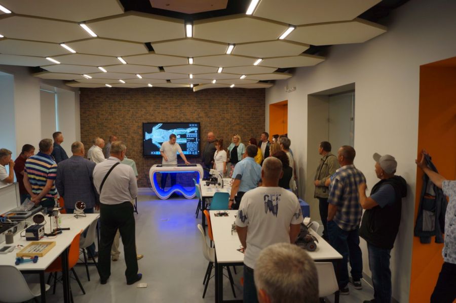 Тридцать лет спустя. В АлтГПУ встретились выпускники факультета физической культуры 1992 года