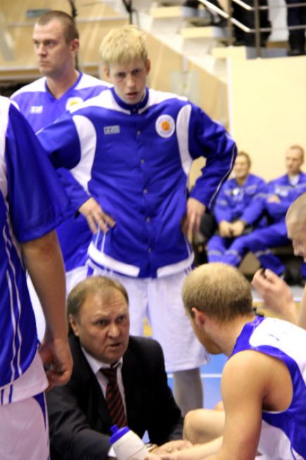 «АлтайБаскет» на своём паркете обыграл московское «Динамо» – 70:56 (фото).