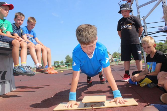 От ГТО – к здоровью и рекордам. Более тридцати учащихся Родинской ДЮСШ сдали нормативы комплекса