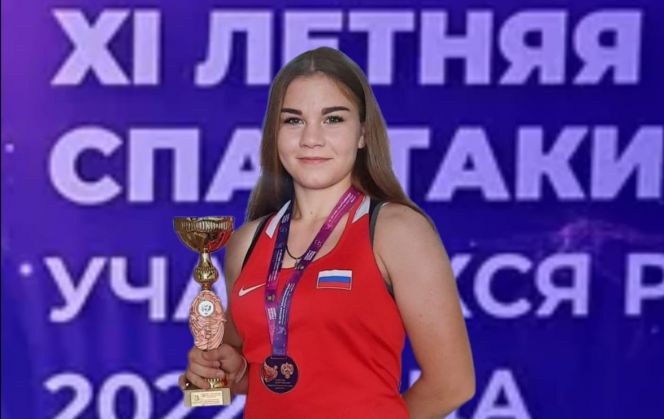 Анастасия Заикина из Камня-на-Оби завоевала бронзу боксёрского турнира XI Спартакиады учащихся России