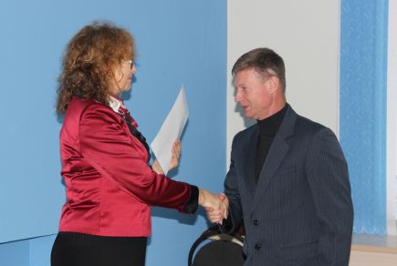 Гордо реет "Буревестник"