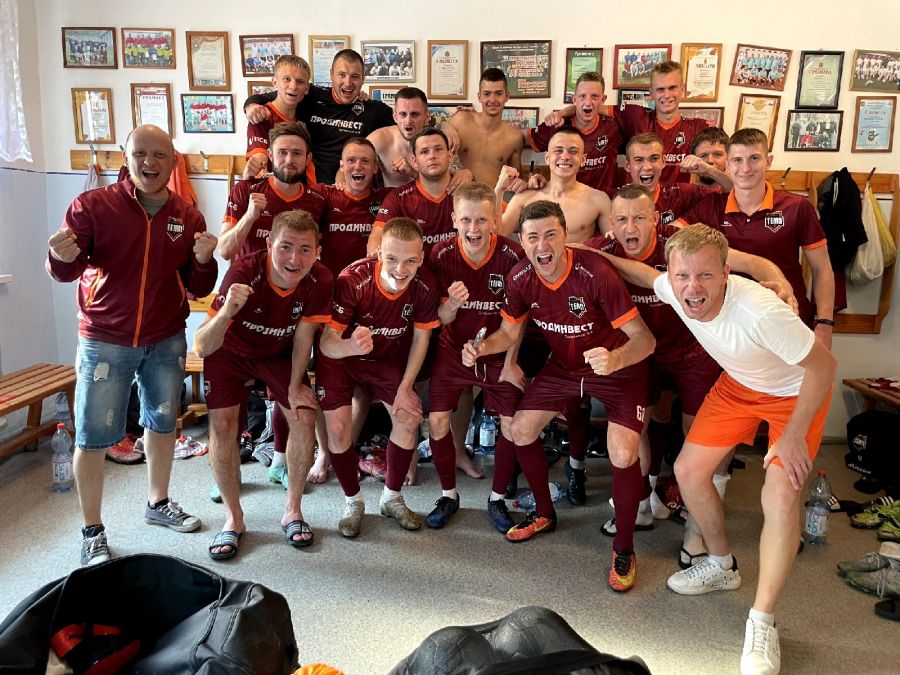 Победная раздевалка "Темпа" в Междуреченске