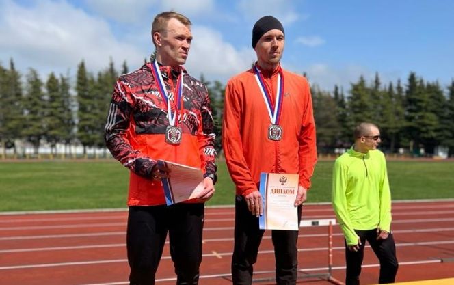 На пьедестале в Уфе Александр Костин (справа) и Юоий Клопцов