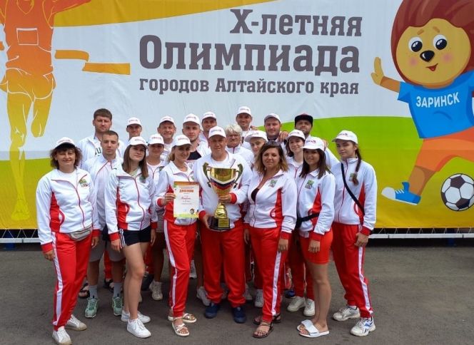 Бийчане всего на 10 очков обошли новоалтайцев в общекомандном первенстве. Бийск - чемпион!