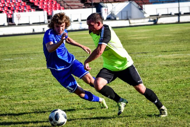 Фрагмент матча "Иркутск" - "Новосибирск-М". Фото: ФК "Иркутск"