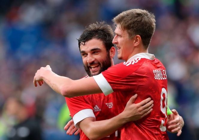 Спартаковцы Георгий Джикия и Александр Соболев. Фото Александр Федоров, «СЭ»

