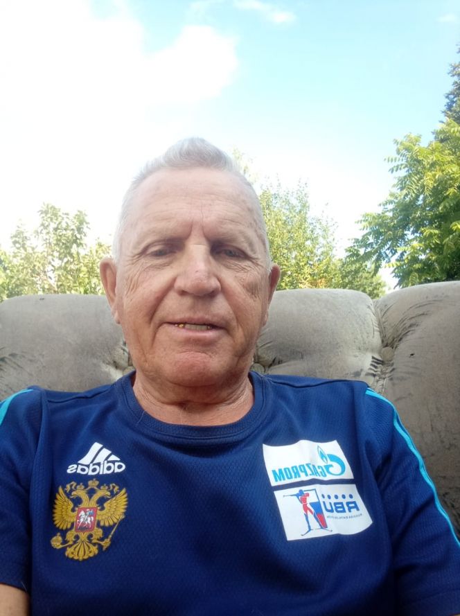 Бывшему многолетнему руководителю бийского спорта Юрию Пожидаеву - 75 лет