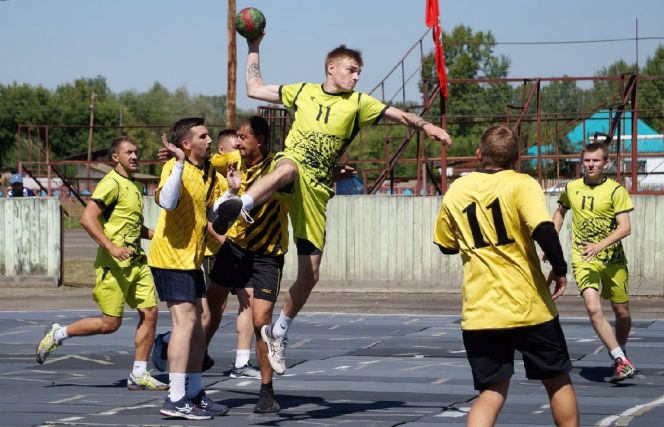 В селе Усятское прошёл традиционный турнир памяти Ивана Шумакова