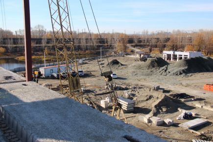 На строительной площадке СДЮШОР имени Константина Костенко по гребле на байдарках и каноэ состоялся пресс-тур для краевых средств массовой информации (фото).