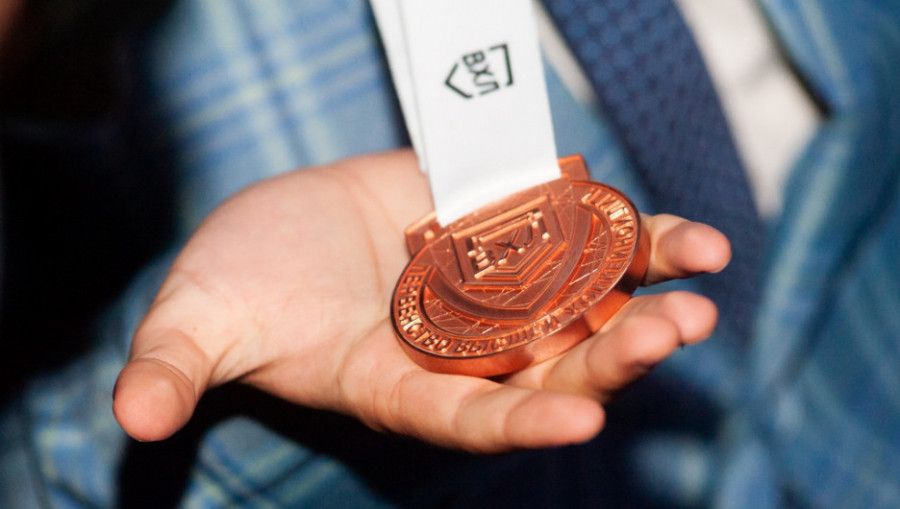 «Не хочу никого обманывать»: директор главной хоккейной команды Алтая — о новых целях, уходе спонсоров и кресле министра