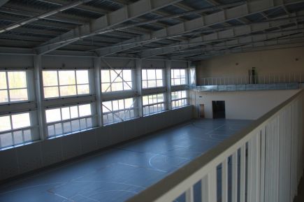 Считанные дни остаются до открытия в Алейске современного спорткомплекса (фото). 