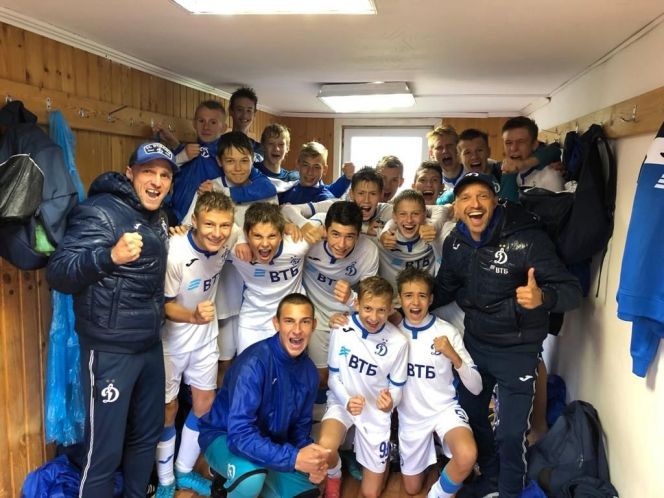 Барнаульское "Динамо-2008" завоевало серебро окружного финала Кубка РФС среди юношеских команд. "Алтай" в квартете сильнейших 