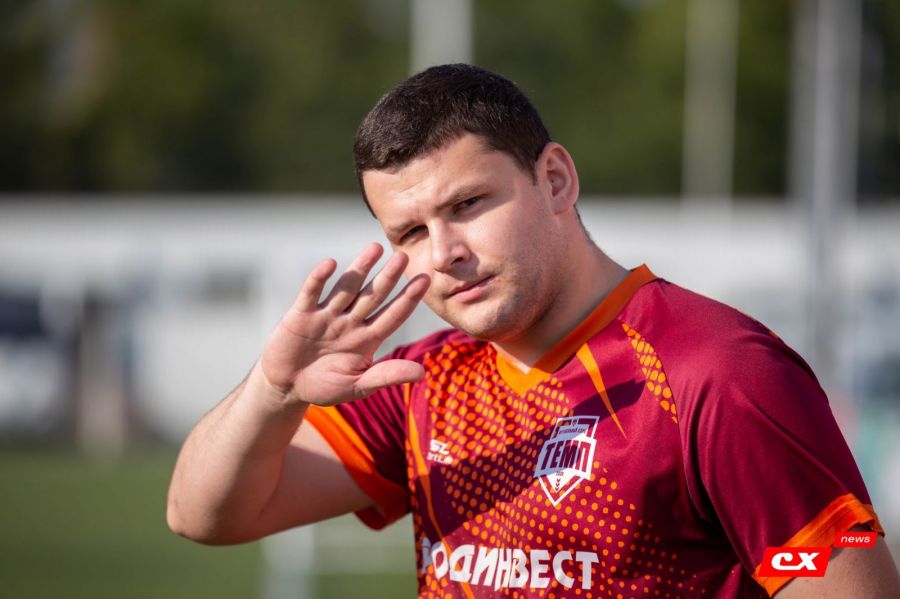 Чемпионат Сибири среди. 27-й тур. «Полимер» - «Темп». Фото: Владимир Мартынов/CX News