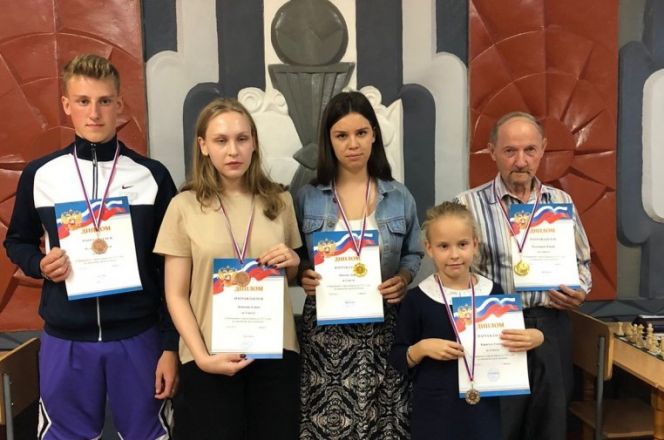 Юрий Разговоров и Дарья Дивеева выиграли чемпионат Барнаула