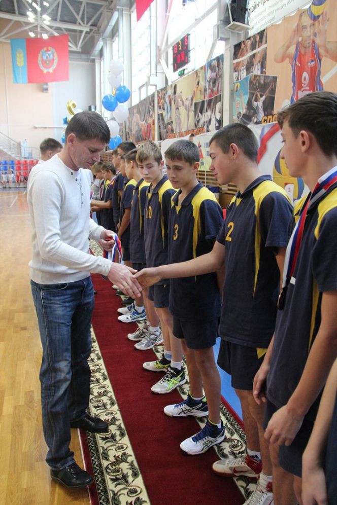 В Барнауле состоялся финал V краевого фестиваля «Здесь зажигаются звезды» (фото). 