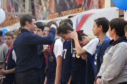 В Барнауле состоялся финал V краевого фестиваля «Здесь зажигаются звезды» (фото). 