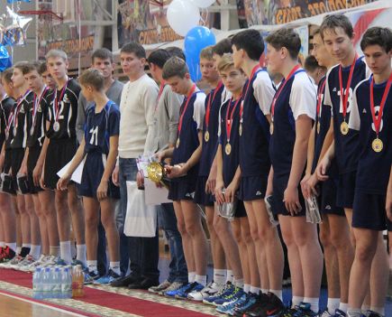 В Барнауле состоялся финал V краевого фестиваля «Здесь зажигаются звезды» (фото). 